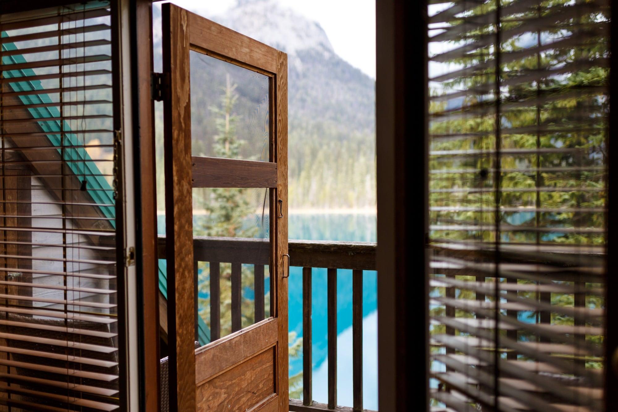 Emerald Lake Lodge Field Luaran gambar