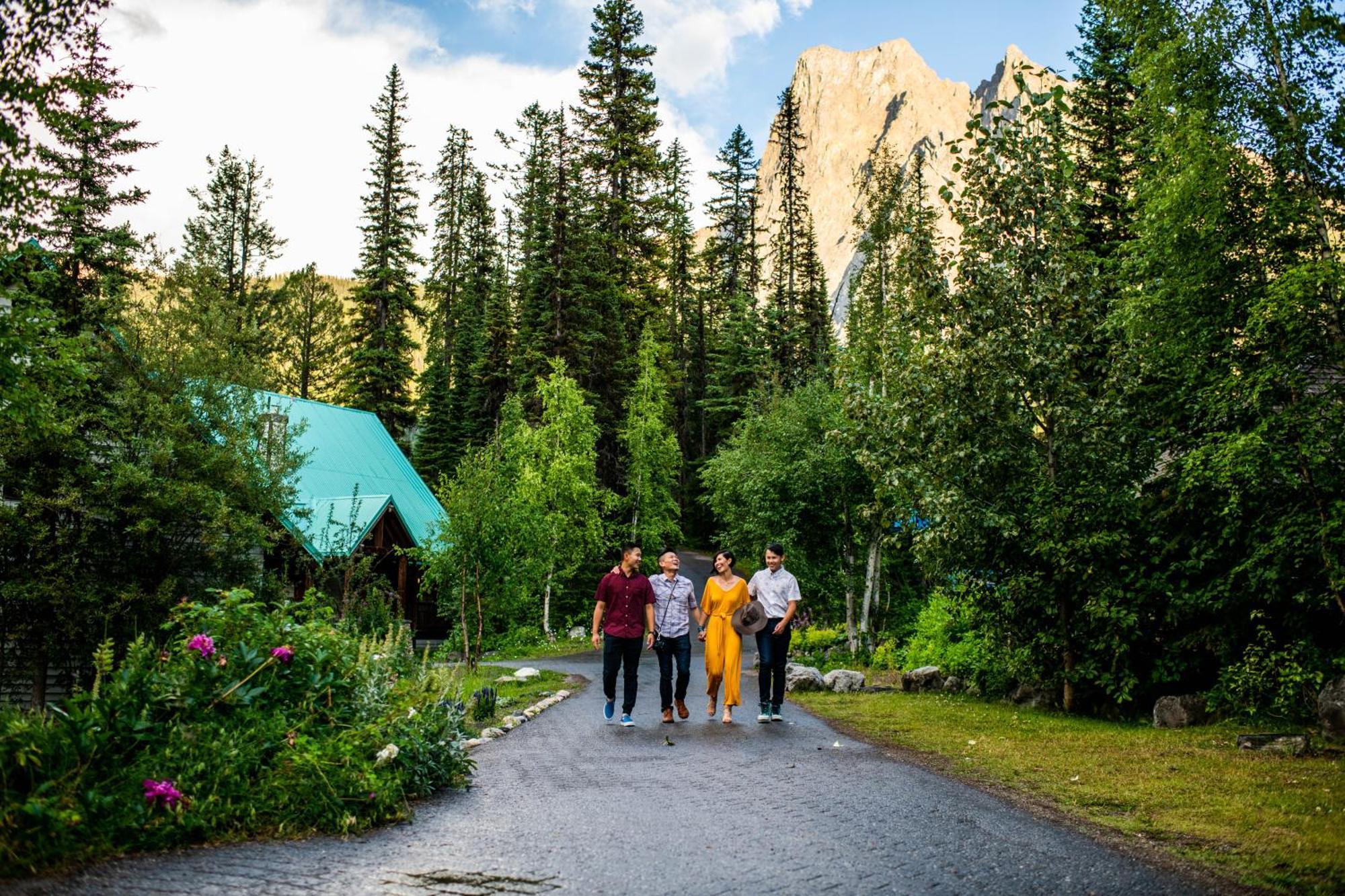 Emerald Lake Lodge Field Luaran gambar