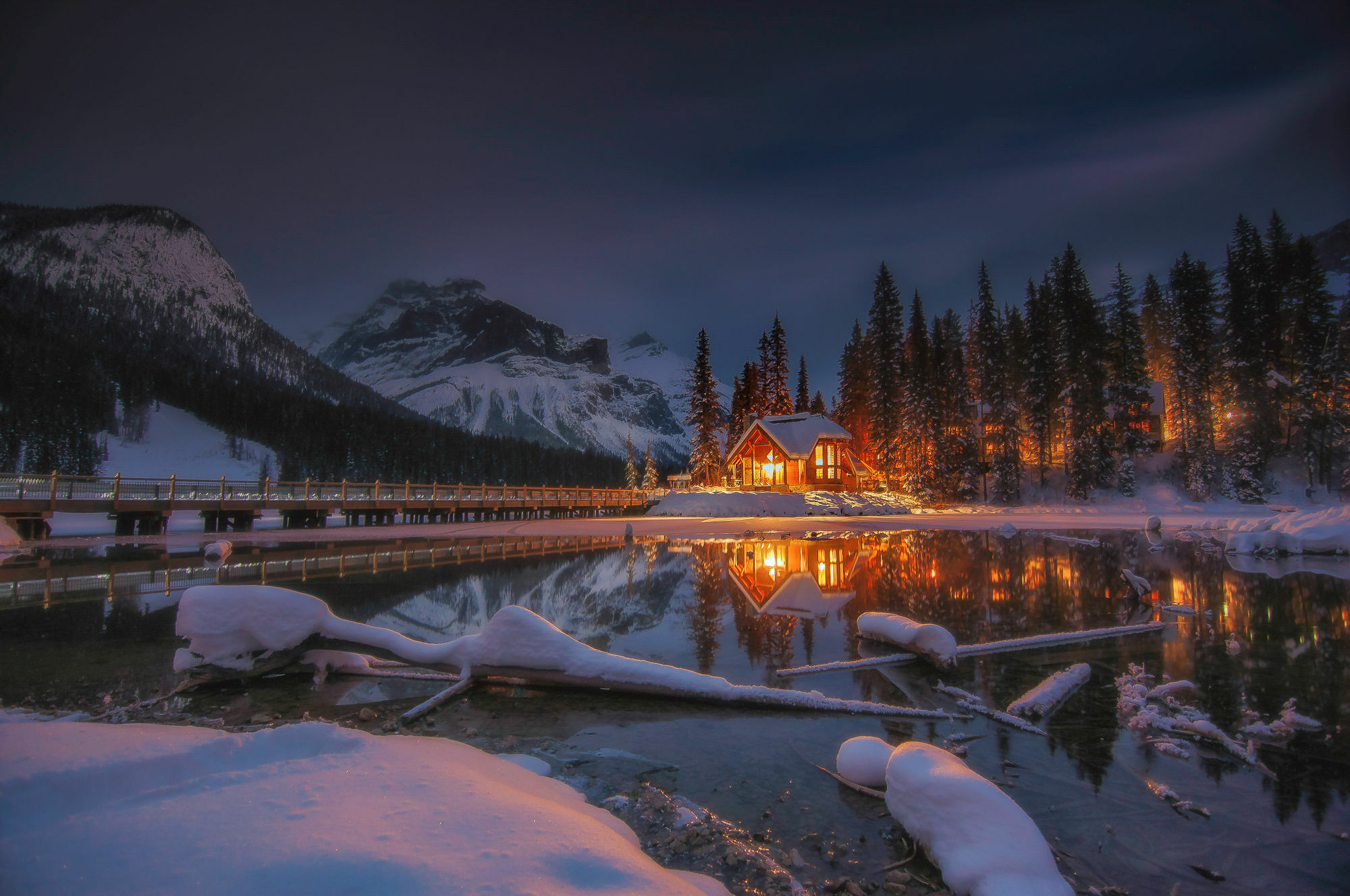 Emerald Lake Lodge Field Luaran gambar